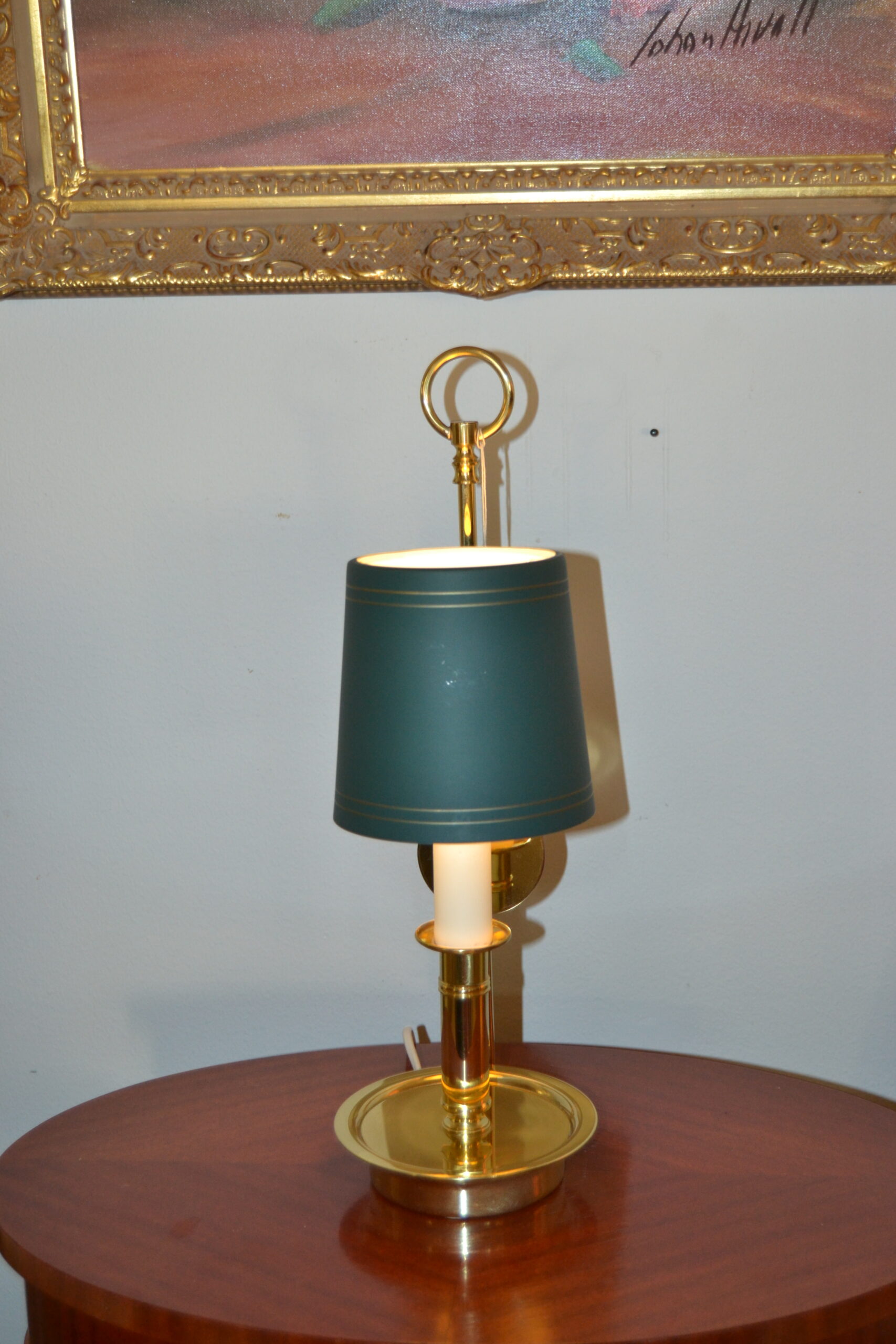 Bordslampa i mässing grön plåtskärm
